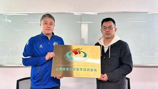 AG贵宾会成为深受消费者喜爱的品牌展示图片